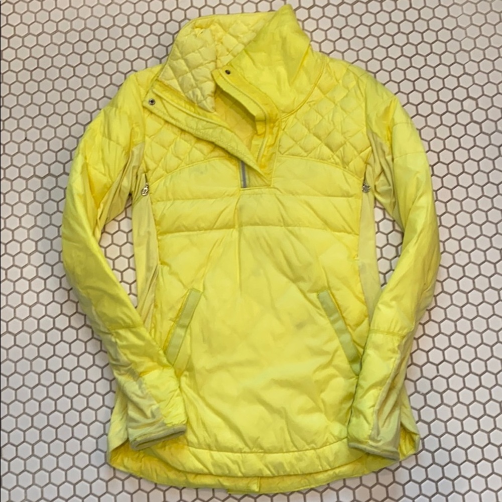 Lululemon Down For A Run Pullover size 6